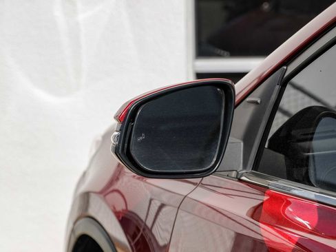 Used 2018 Toyota RAV4 Limited image 42