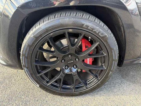 Used 2014 Jeep Grand Cherokee SRT8 w/ Luxury Group II AWD/4WD image 7