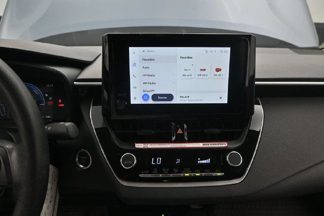 Used 2026 Toyota Corolla LE w/ LE Premium Package FWD image 7
