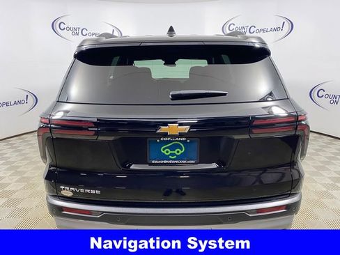 Certified 2025 Chevrolet Traverse LT image 7
