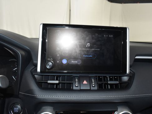 Used 2025 Toyota RAV4 XLE Premium FWD image 16