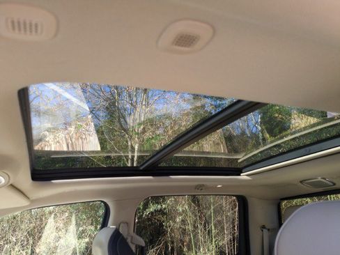 Used 2021 RAM 1500 Limited image 34