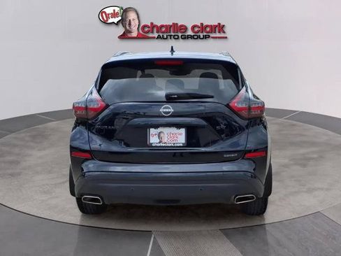 Certified 2024 Nissan Murano SV w/ SV Midnight Edition Package FWD image 4