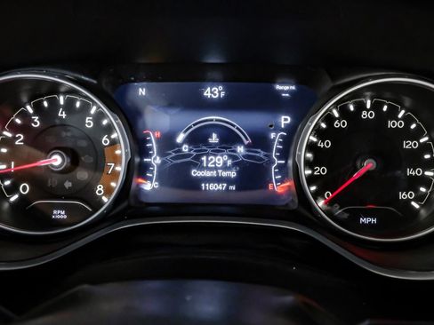 Used 2020 Jeep Compass Sport w/ Cold Weather Group image 18