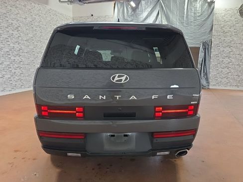 Used 2025 Hyundai Santa Fe SE AWD/4WD image 5