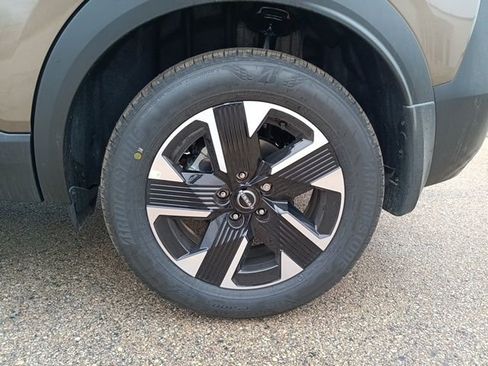 New 2026 Nissan Kicks SV w/ SV Premium Package image 34