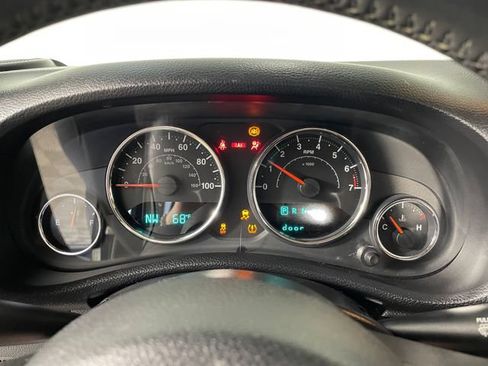 Used 2016 Jeep Wrangler Sport w/ Quick Order Package 24S AWD/4WD image 5