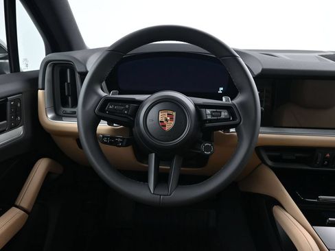 Certified 2026 Porsche Cayenne AWD/4WD image 12