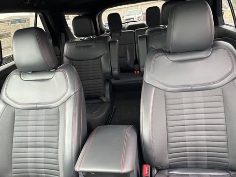 New 2026 Ford Explorer ST-Line w/ ST-Line Street Pack image 30