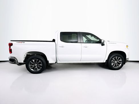 Used 2023 Chevrolet Silverado 1500 LT AWD/4WD image 10