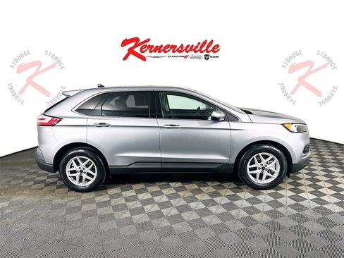 Used 2024 Ford Edge SEL image 8