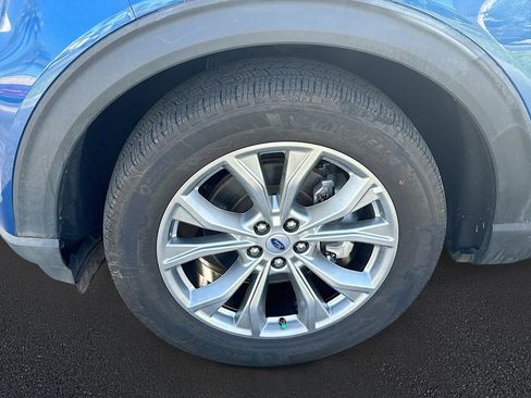 Used 2023 Ford Explorer Limited image 38