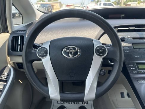 Used 2011 Toyota Prius Two FWD image 19
