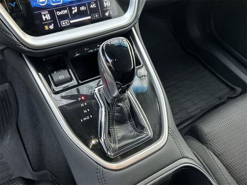 Certified 2021 Subaru Outback Premium image 22