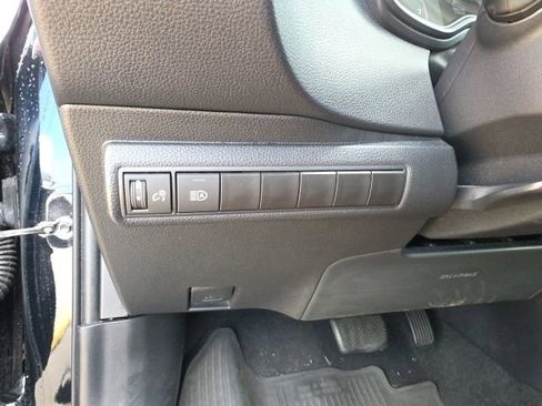 Used 2024 Toyota Corolla LE image 14