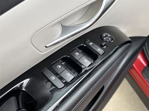 Used 2022 Hyundai Tucson Limited image 11