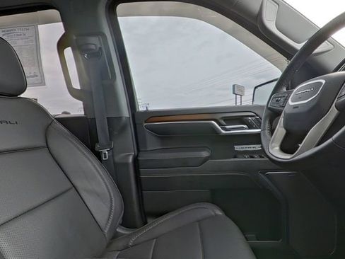 Used 2024 GMC Sierra 1500 Denali w/ Denali Reserve Package image 29