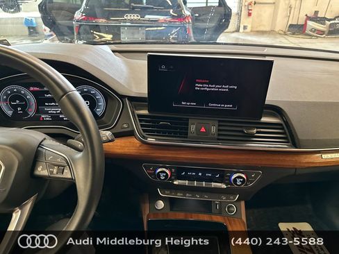 Used 2023 Audi Q5 2.0T Prestige w/ Prestige Package image 16
