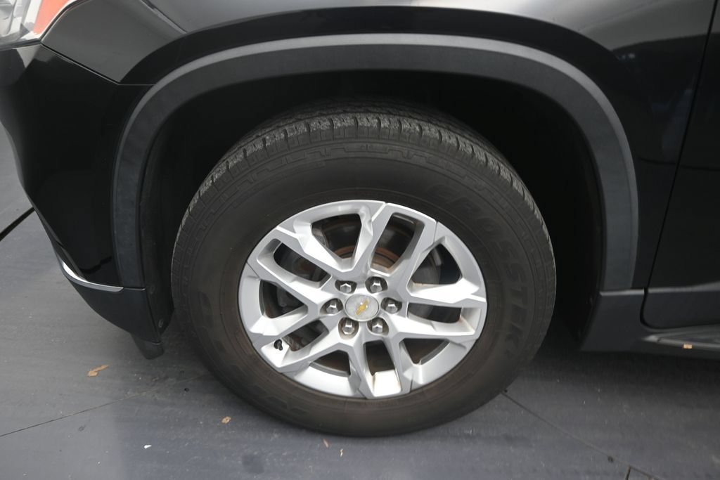 Used 2019 Chevrolet Traverse LT FWD image 9