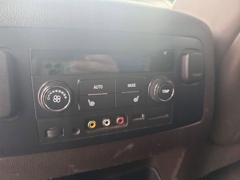 Used 2016 GMC Yukon XL Denali w/ Open Road Package image 12