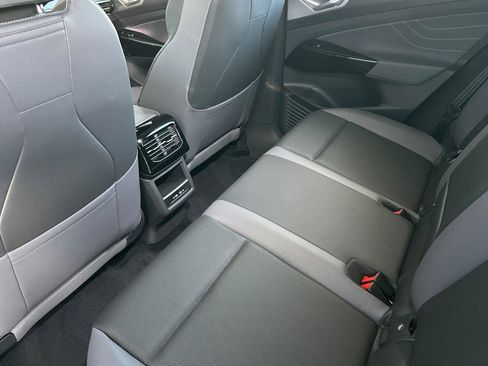 New 2026 Volkswagen ID.4 Pro S image 11