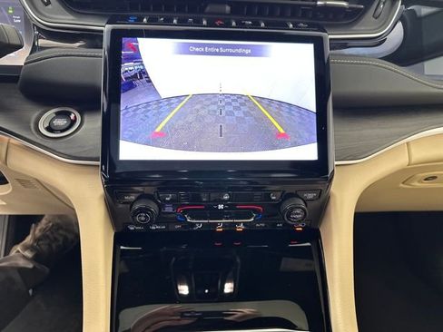 Used 2023 Jeep Grand Cherokee 4WD 4xe image 22