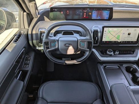 New 2025 Ford Expedition Platinum w/ Stealth Performance Package image 15