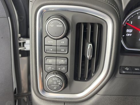 Used 2021 Chevrolet Silverado 1500 LTZ w/ LTZ Premium Package AWD/4WD image 34