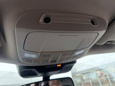 Used 2024 Ford Expedition Max XLT image 33