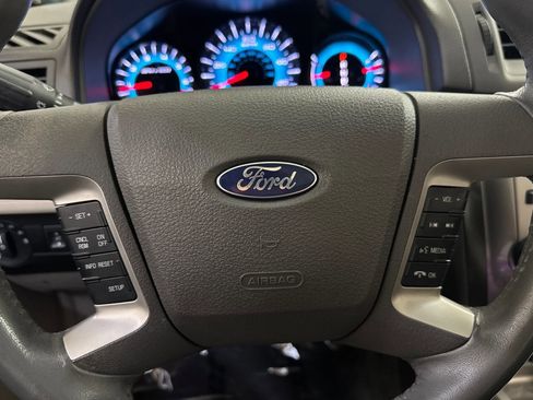 Used 2011 Ford Fusion SEL w/ 302A Rapid Spec Order Code FWD image 18