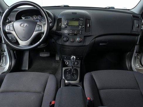 Used 2010 Hyundai Elantra SE image 15