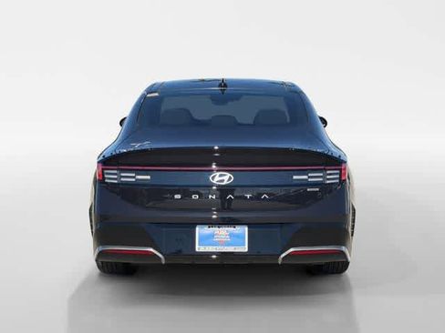 New 2026 Hyundai Sonata SEL FWD image 4