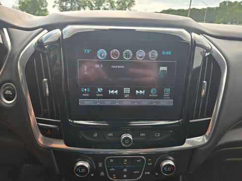 Used 2018 Chevrolet Traverse LT w/ LPO, Floor Liner Package AWD/4WD image 14