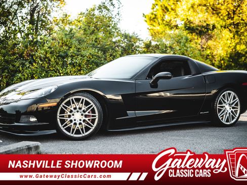 Used 2006 Chevrolet Corvette Coupe image 1