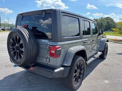 Used 2023 Jeep Wrangler Unlimited Sahara AWD/4WD image 20