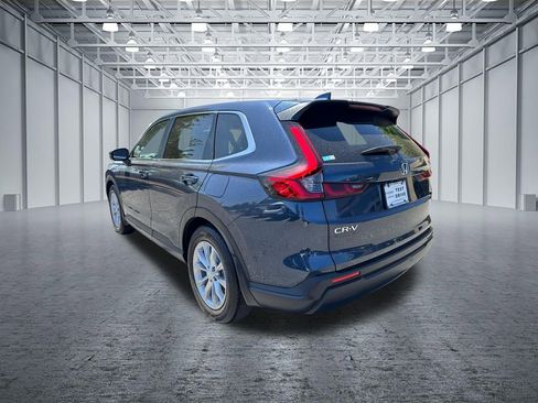 Used 2025 Honda CR-V EX image 5