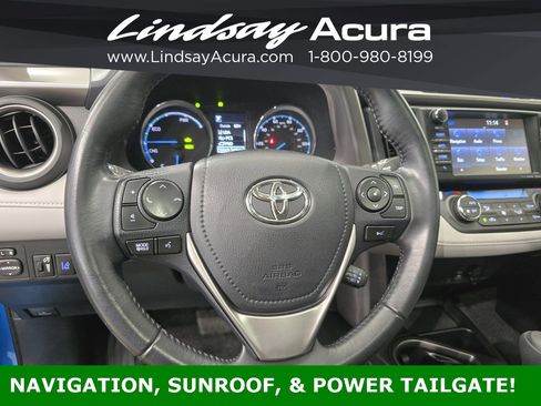 Used 2018 Toyota RAV4 XLE image 14
