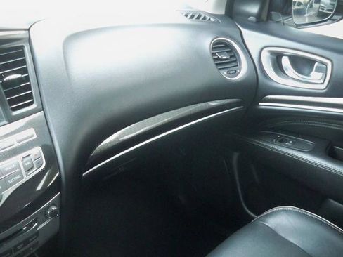 Used 2019 INFINITI QX60 Luxe w/ Essential Package image 13