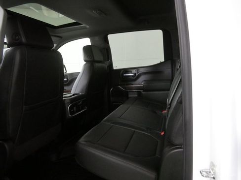 Used 2021 GMC Sierra 1500 SLT image 19