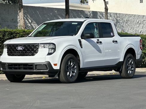 New 2025 Ford Maverick XLT image 8