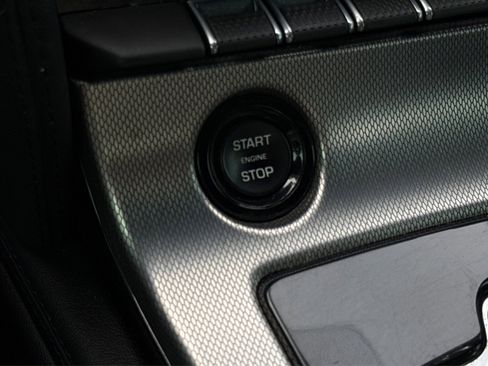 Used 2017 Jaguar F-TYPE Coupe image 29