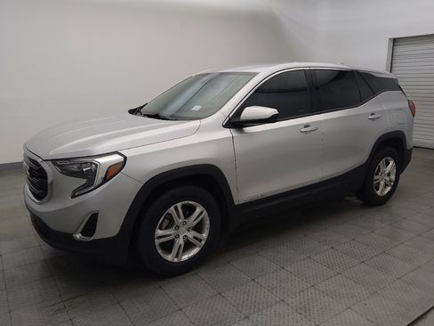 Used 2019 GMC Terrain SLE AWD/4WD image 2