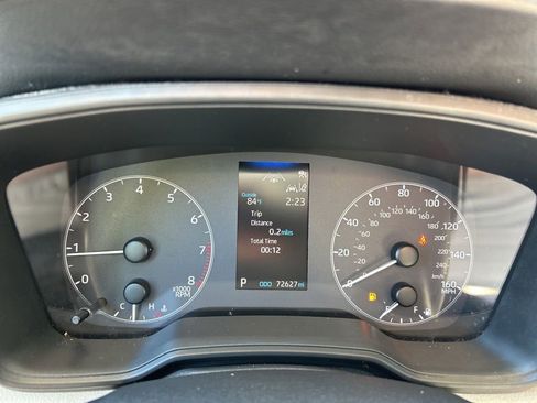 Used 2023 Toyota Corolla Cross LE image 17