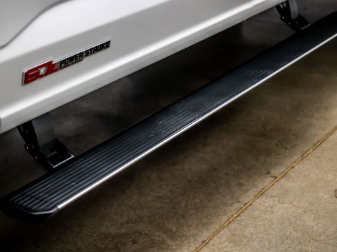 Used 2024 Ford F450 Limited w/ FX4 Off-Road Package image 20