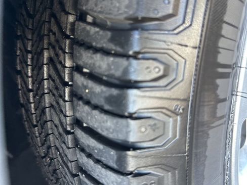 Used 2016 Ford Escape Titanium w/ Equipment Group 301A AWD/4WD image 4