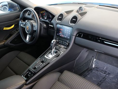 Used 2022 Porsche 718 Boxster image 28