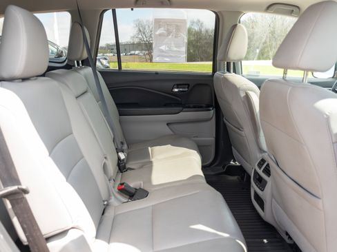 Used 2019 Honda Pilot EX-L image 22