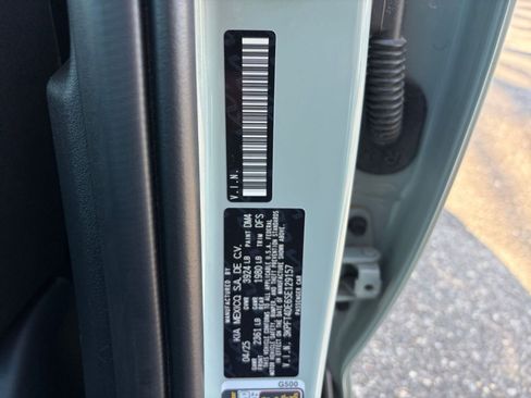 Used 2025 Kia K4 LXS image 28