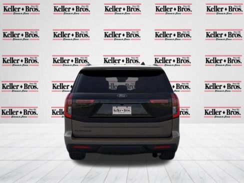 New 2026 Ford Expedition Platinum w/ Stealth Appearance Package AWD/4WD image 6