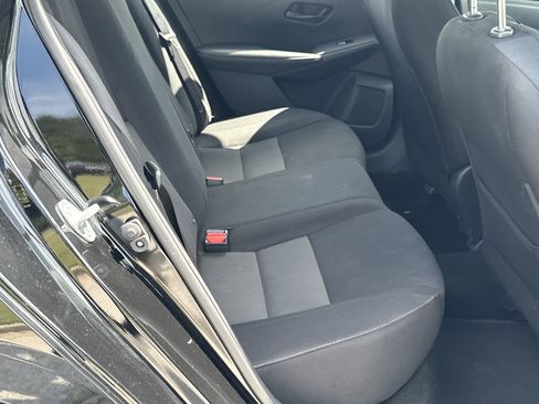 Used 2024 Nissan Sentra SV FWD image 15